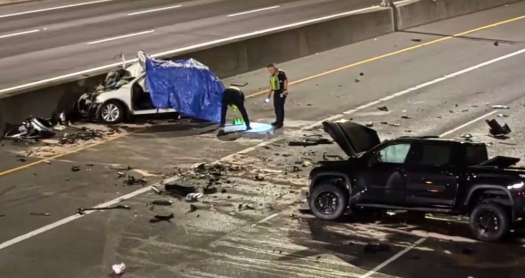 2 người chết sau vụ tai nạn nghiêm trọng trên cao tốc 1 ở Burnaby; tài xế xe tải đi ngược chiều bị bắt