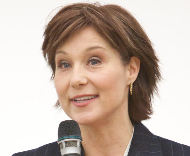 Cựu thủ hiến Christy Clark: Khóa lại cánh hữu BC bằng kinh tế, không phải "chiến tranh văn hóa"